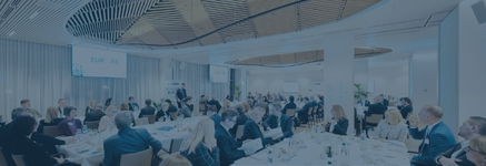 Oameni participând la un eveniment Concordia